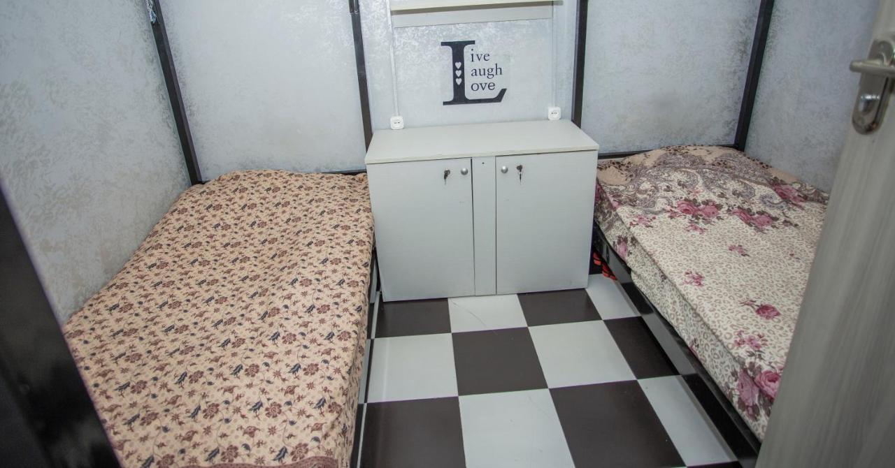 Hostel California باتومي المظهر الخارجي الصورة